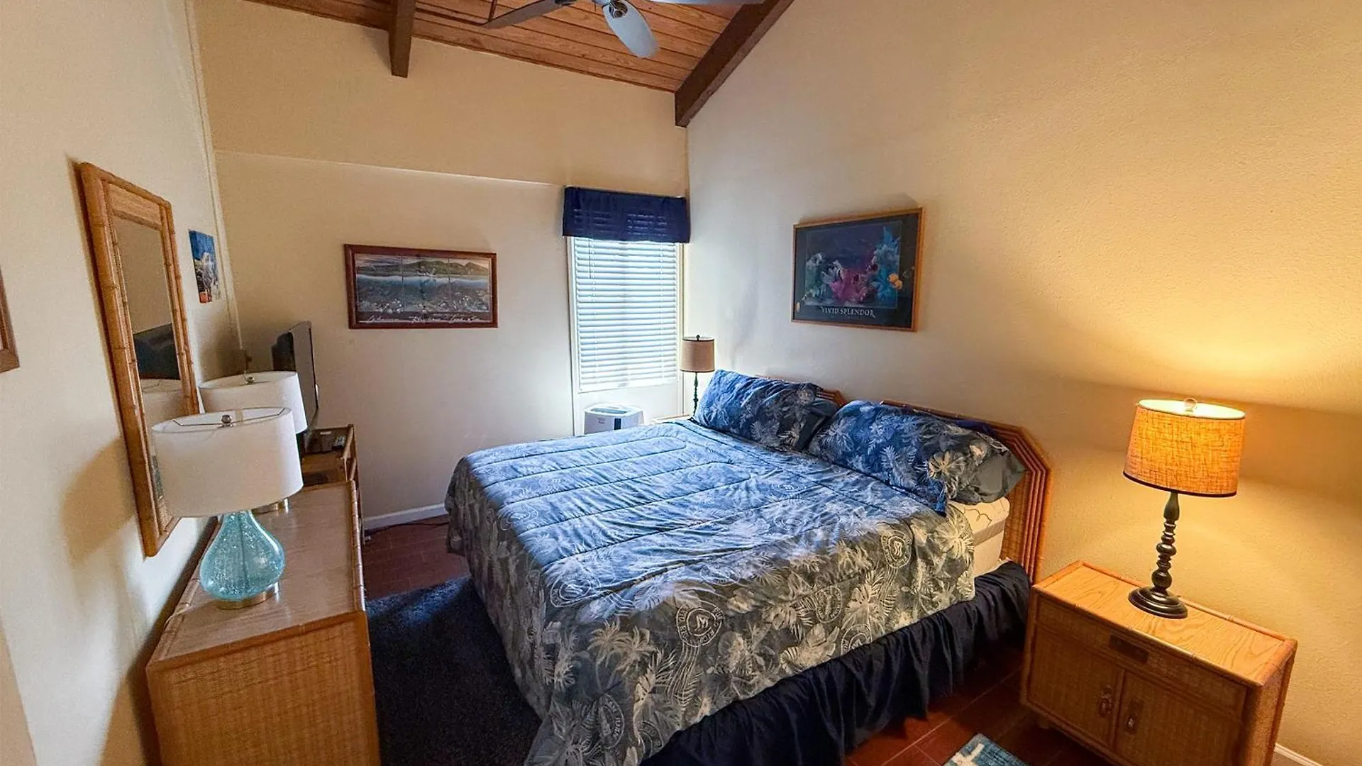 Kamaole Sands 4-407 - Ocean Views, King Beds, Spacious Layout, Split-Ac, Wi-Fi Wailea  United States
