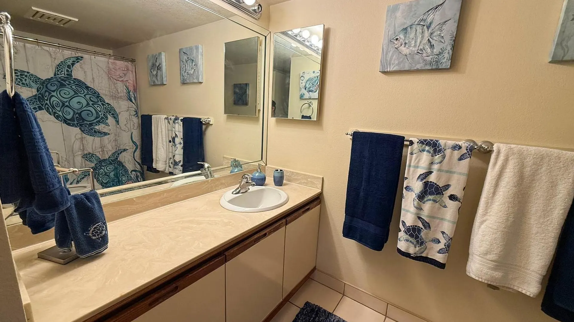 Kamaole Sands 4-407 - Ocean Views, King Beds, Spacious Layout, Split-Ac, Wi-Fi Wailea  Holiday home