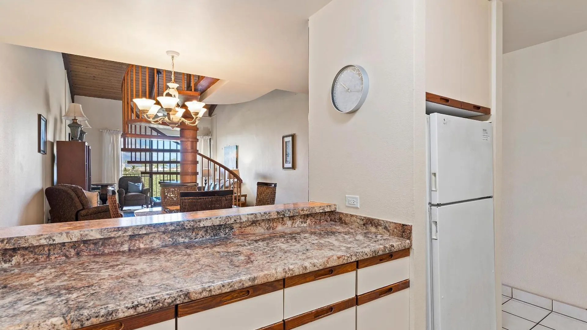 Kamaole Sands 4-407 - Ocean Views, King Beds, Spacious Layout, Split-Ac, Wi-Fi Wailea  United States
