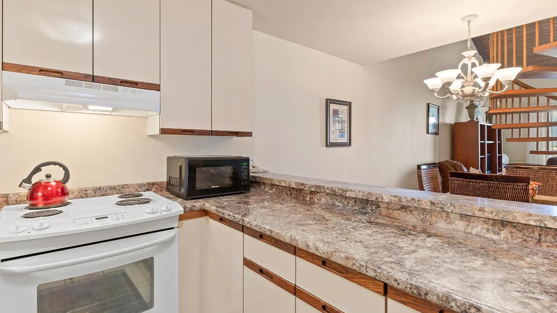 Holiday home Kamaole Sands 4-407 - Ocean Views, King Beds, Spacious Layout, Split-Ac, Wi-Fi Wailea  United States