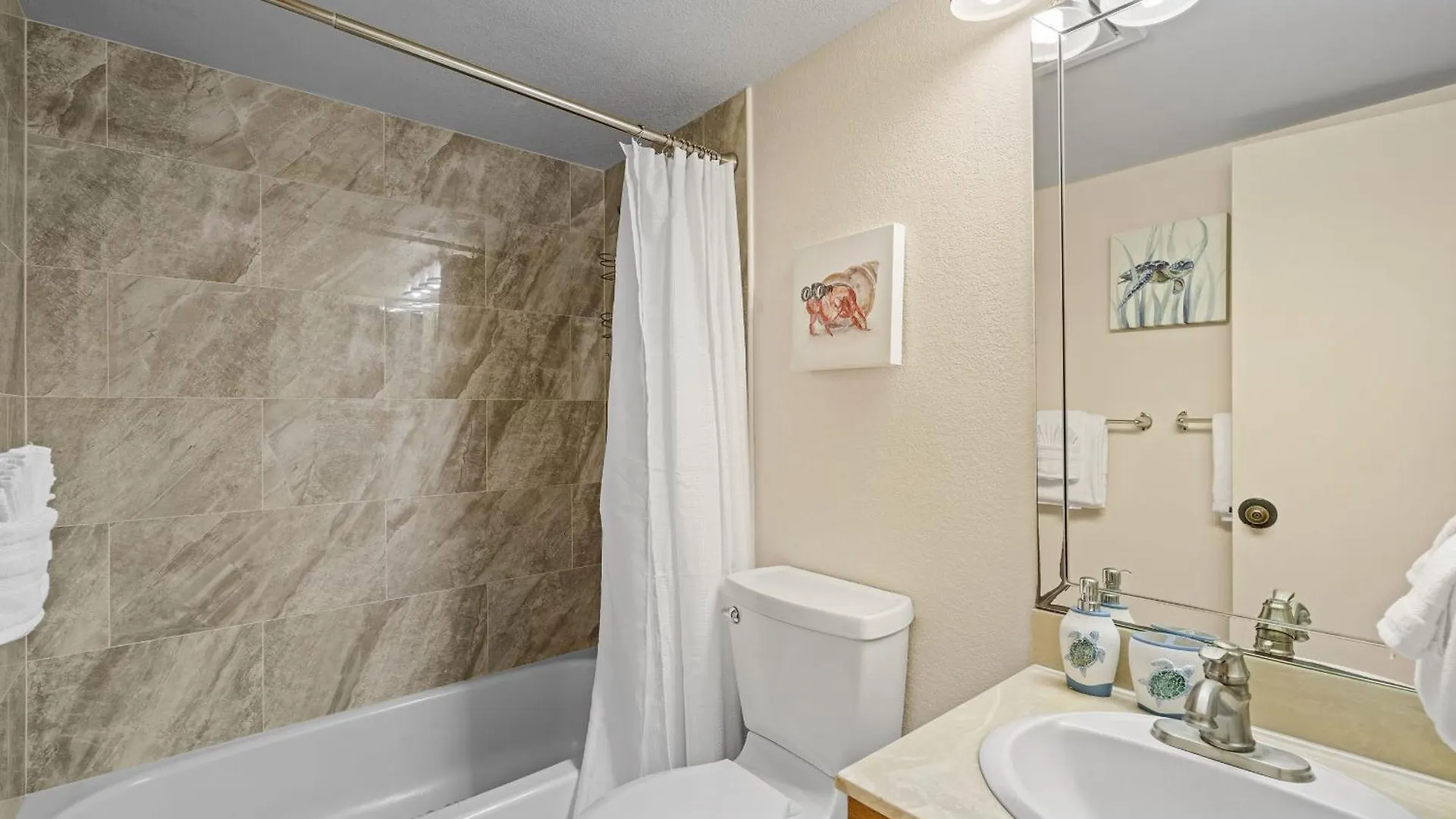 Kamaole Sands 4-407 - Ocean Views, King Beds, Spacious Layout, Split-Ac, Wi-Fi Wailea  Wailea (Maui)