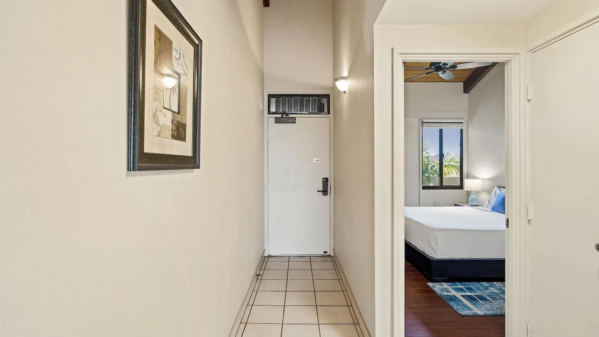 Kamaole Sands 4-407 - Ocean Views, King Beds, Spacious Layout, Split-Ac, Wi-Fi Wailea